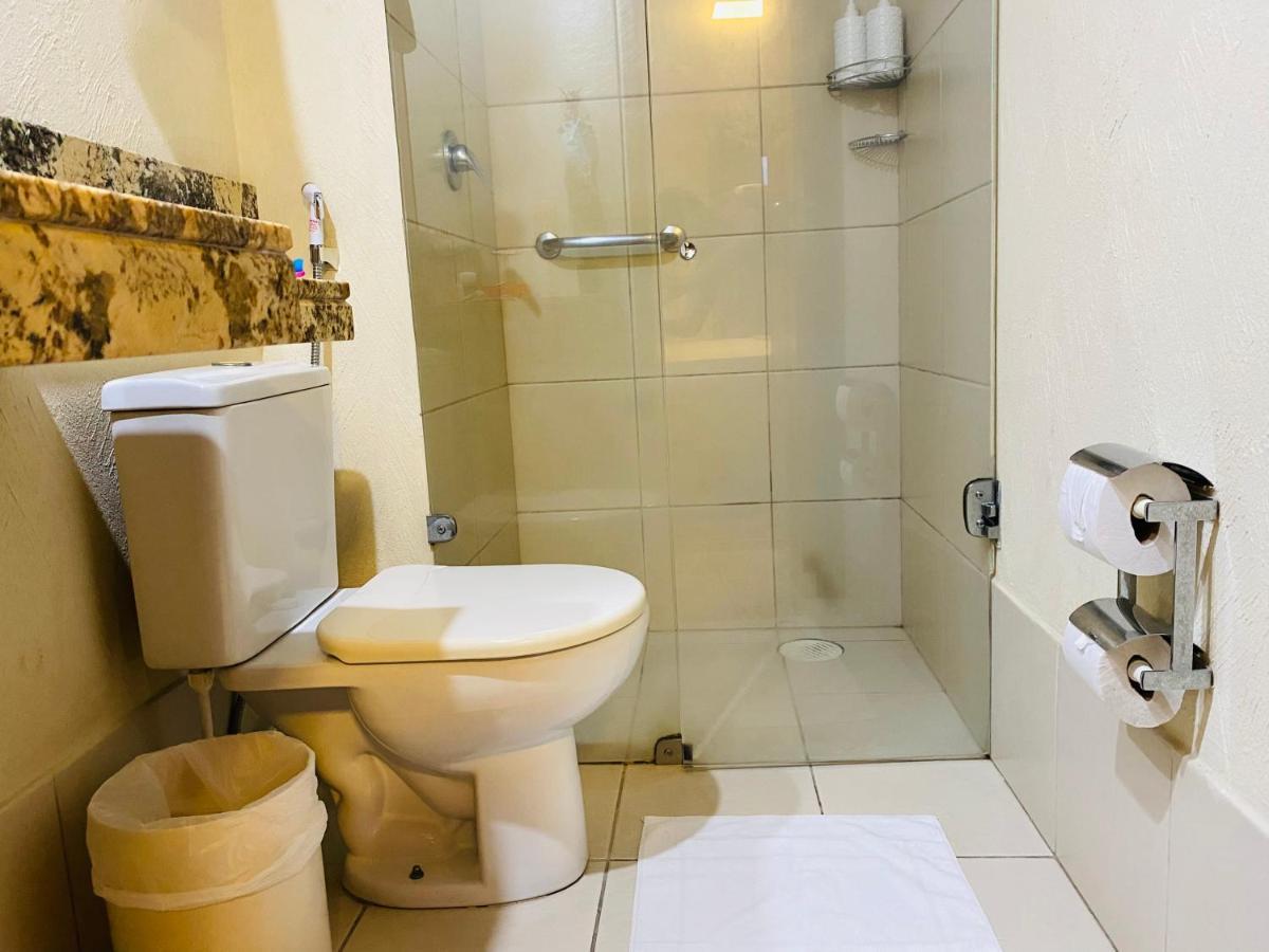 Suites Natal Plaza 4 Estrelas - Vista Mar - Ponta Negra Екстер'єр фото